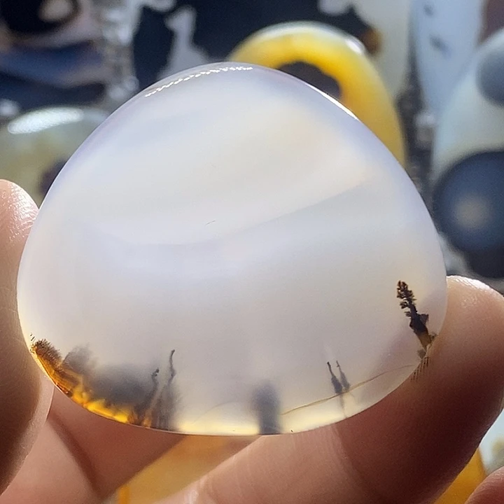 未镶嵌颈饰玛瑙/玉髓啊*