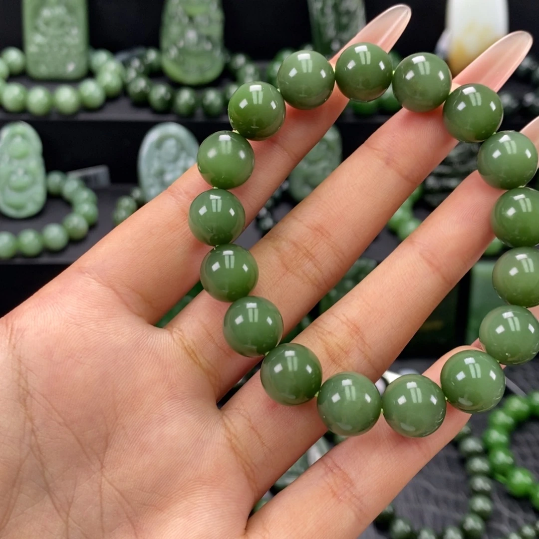 和田玉未镶嵌珠宝奇石