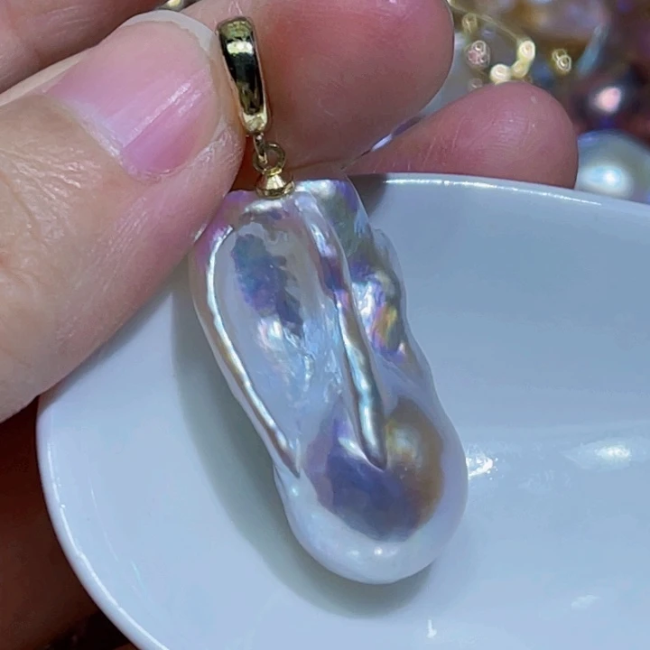 颈饰未镶嵌淡水珍珠