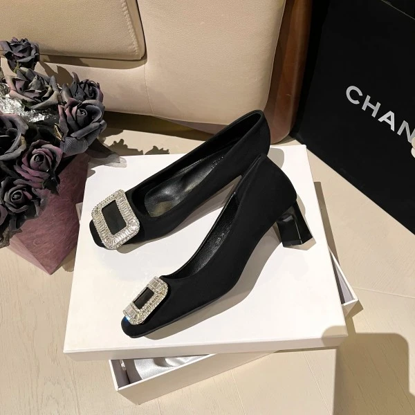 sendijia/森迪加233-38单鞋方头时尚水钻搭配秋冬必备粗跟百搭