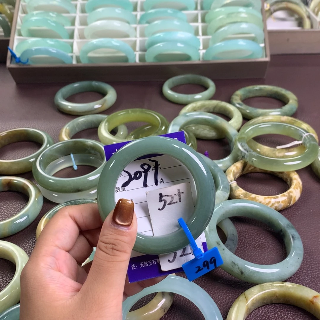未镶嵌蛇纹石玉手镯2097