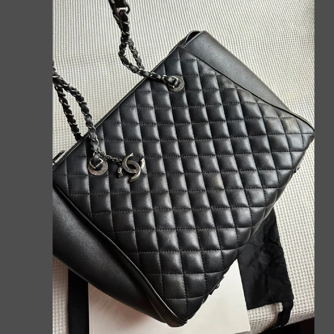 95新 Chanel/香奈儿 多多奢品/香奈儿黑银托特手提包/98新