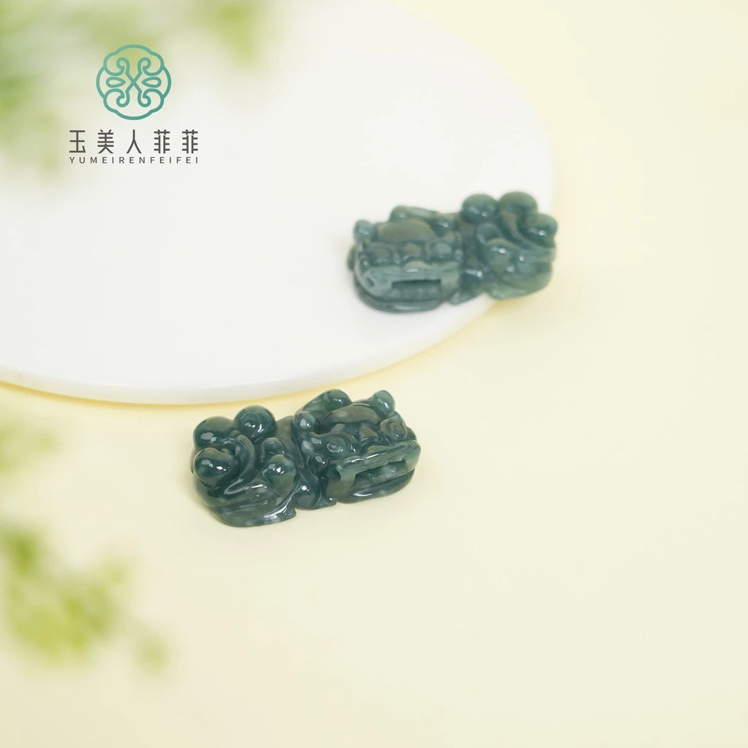 石惑珠宝.翡翠貔貅吊坠约39*22mm-多样性发一