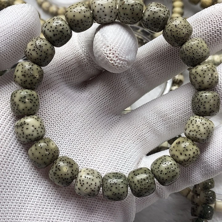 吊坠星月菩提11星点货