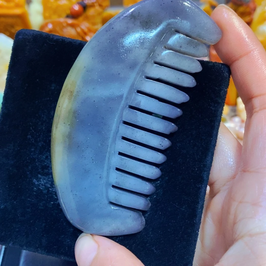 未镶嵌石英质玉（黄龙玉）手链