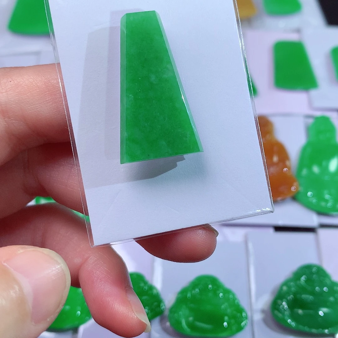 吊坠(赠链)未镶嵌翡翠天然翡翠