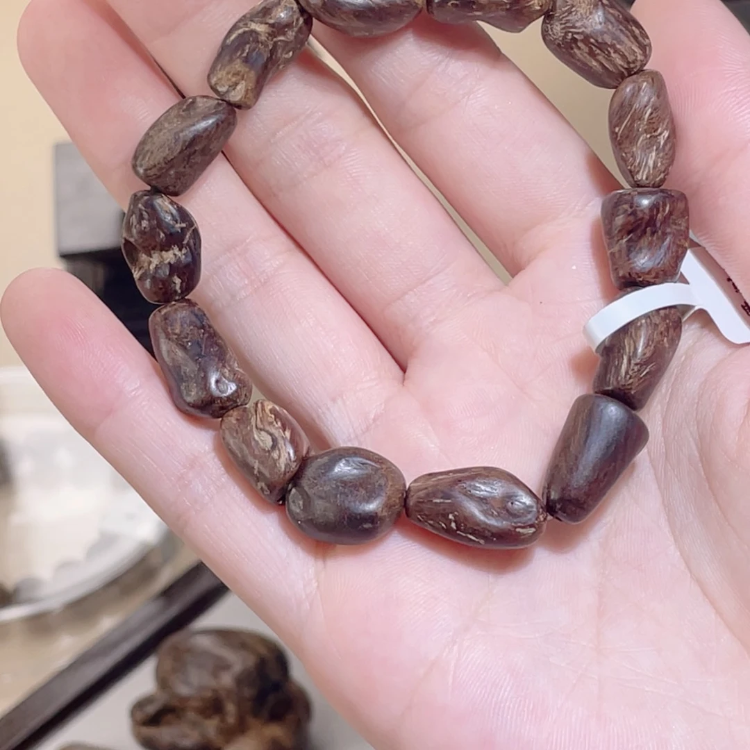 手串沉香老惠安沉水级留疤单圈11.59克
