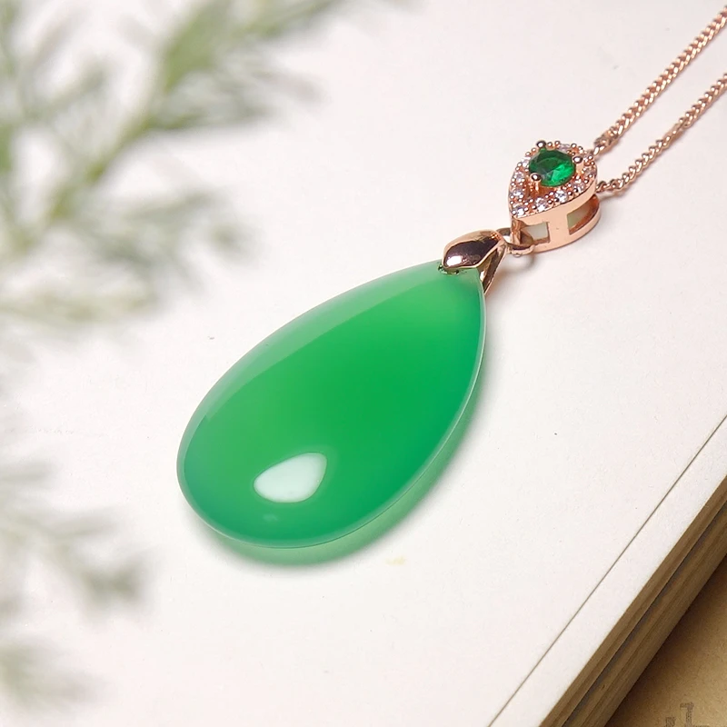 合金吊坠 淘玉珠宝设计款时尚百搭冰绿水滴吊坠（纹路多样发其一）