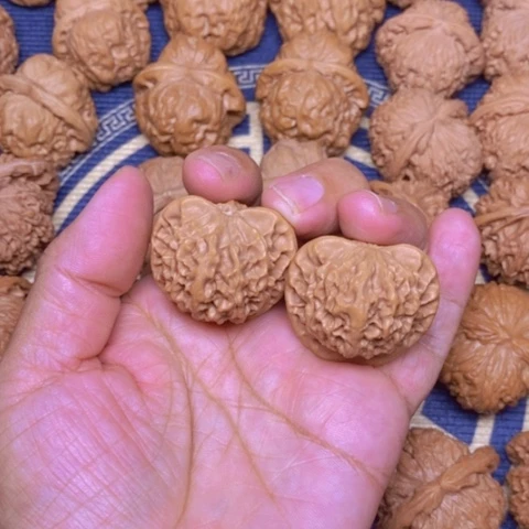 【闪购商品】文玩核桃吊坠二*秦闷36