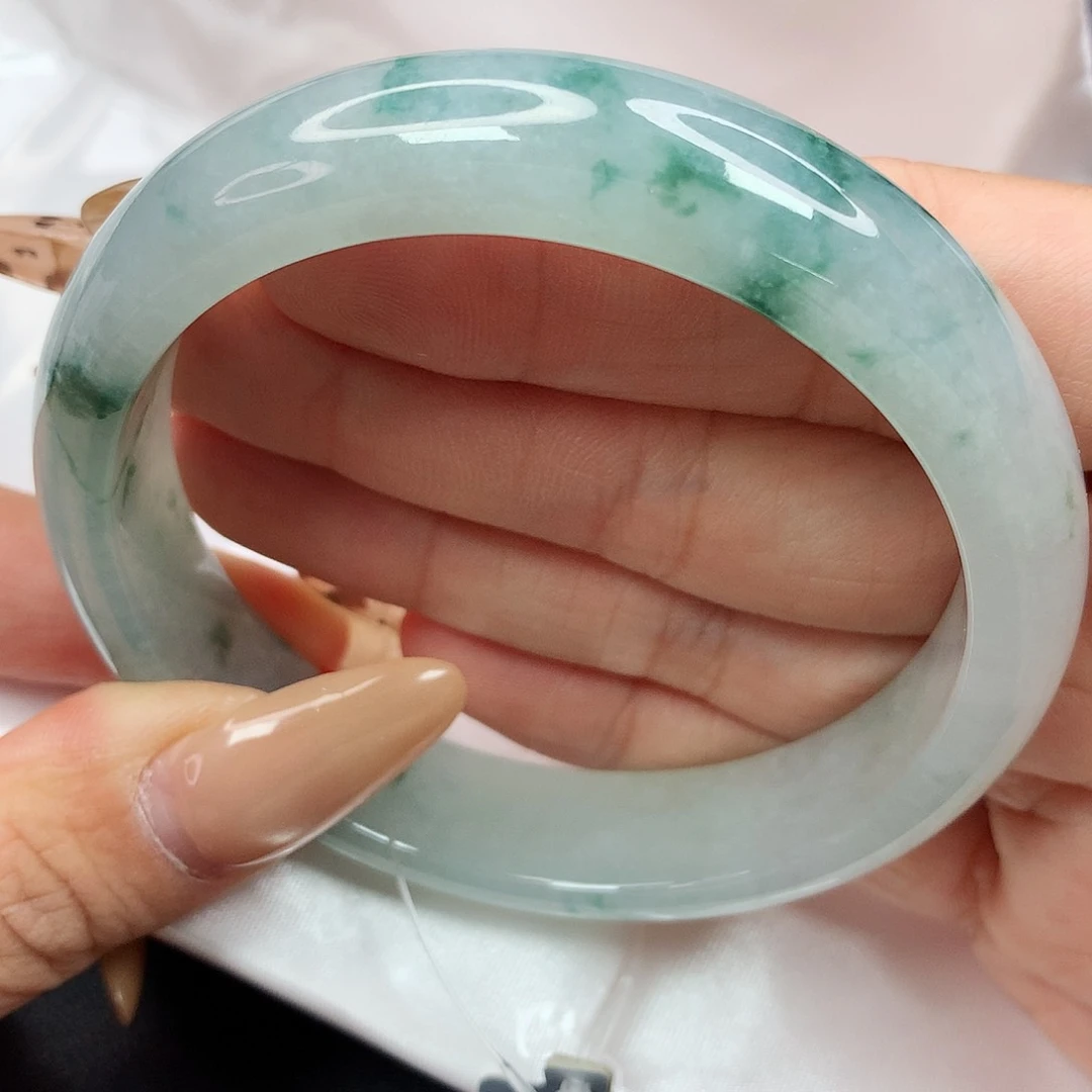 未镶嵌手镯翡翠3