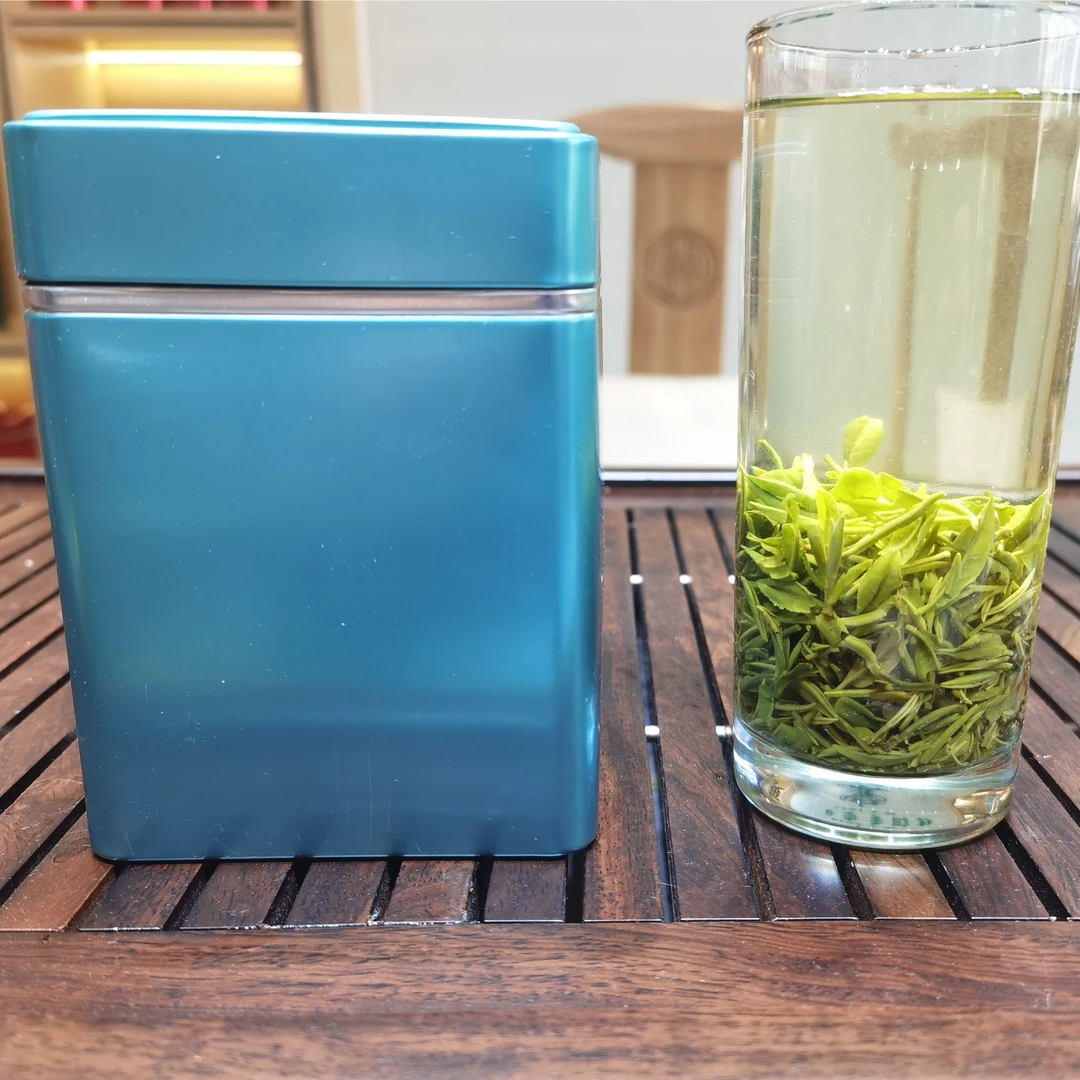 BITANYANLV/碧潭岩绿碧潭岩绿高山茶小铁盒