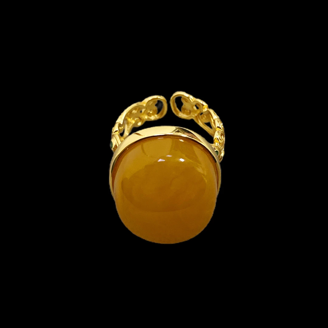 V6533蜜蜡戒指孤品