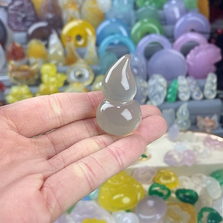 D***d玛瑙/玉髓未镶嵌颈饰