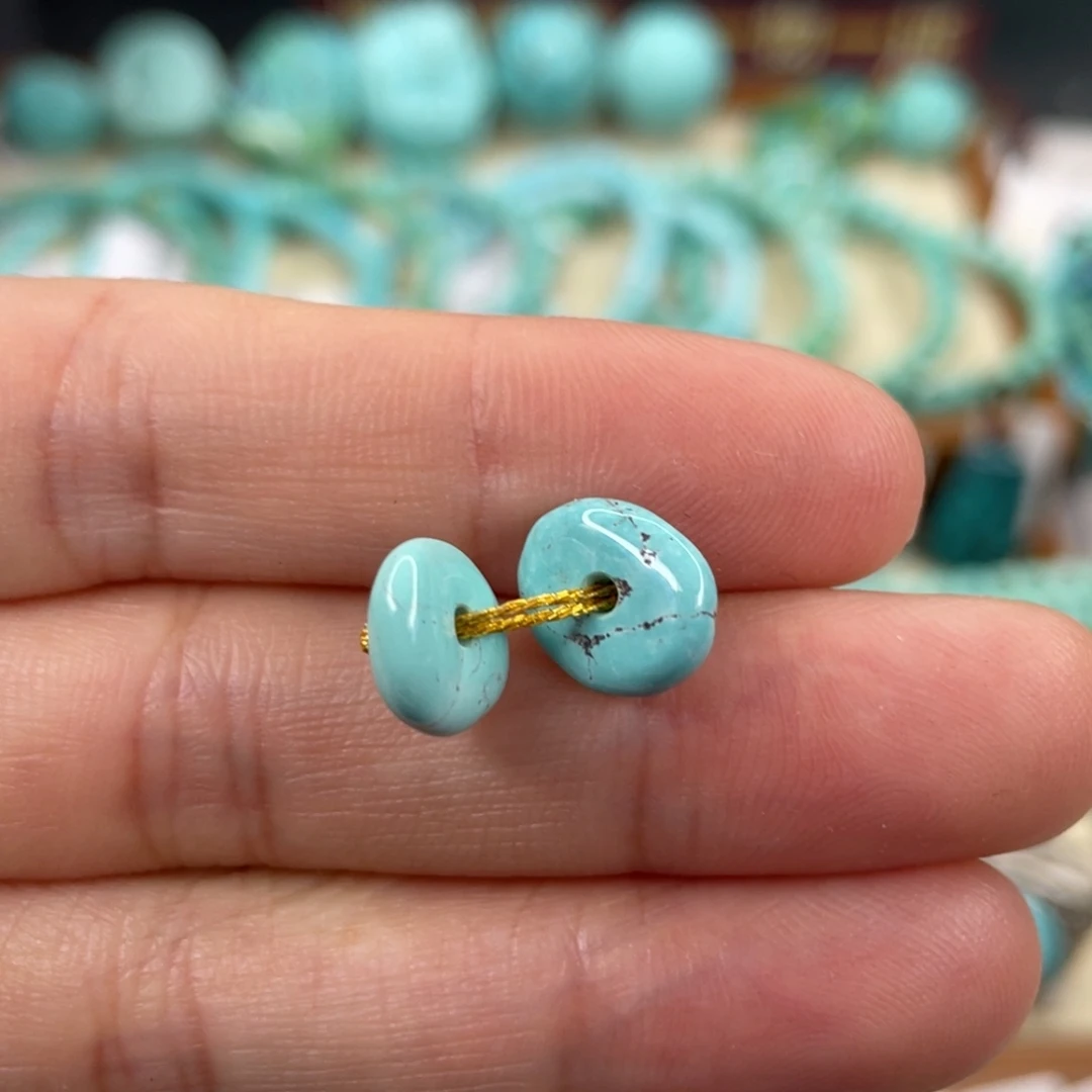 绿松石未镶嵌挂件