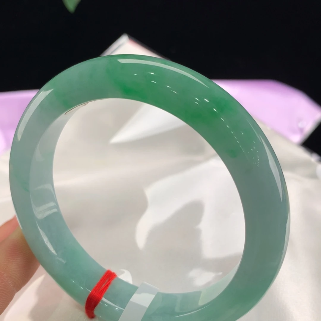 财***猫翡翠手镯未镶嵌111-0384