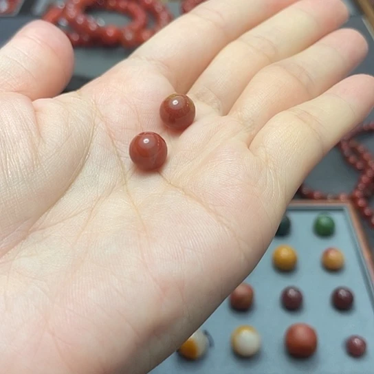 南红玛瑙单珠9mm多样性发1未镶嵌