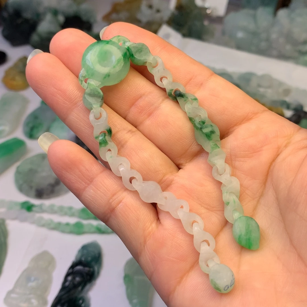 定制翡翠未镶嵌翡翠