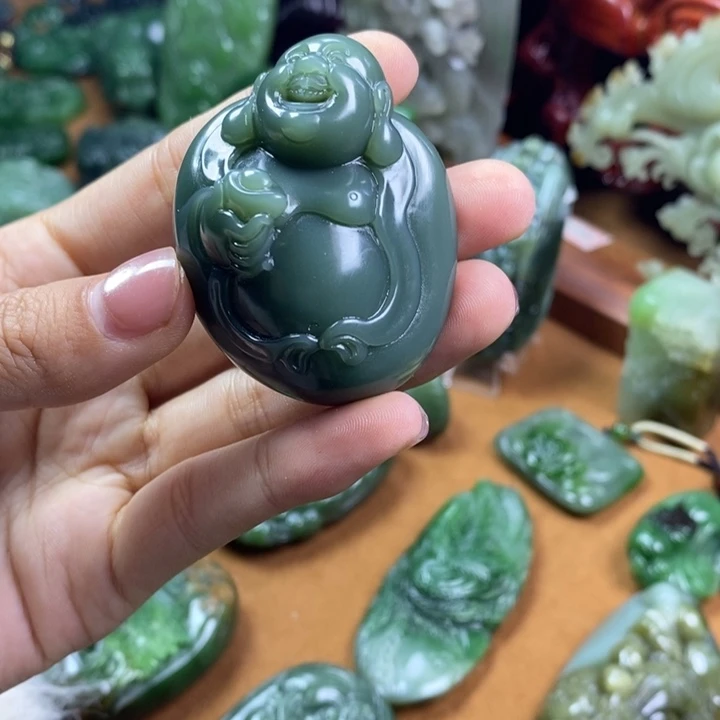 和田玉（碧玉）未镶嵌颈饰
