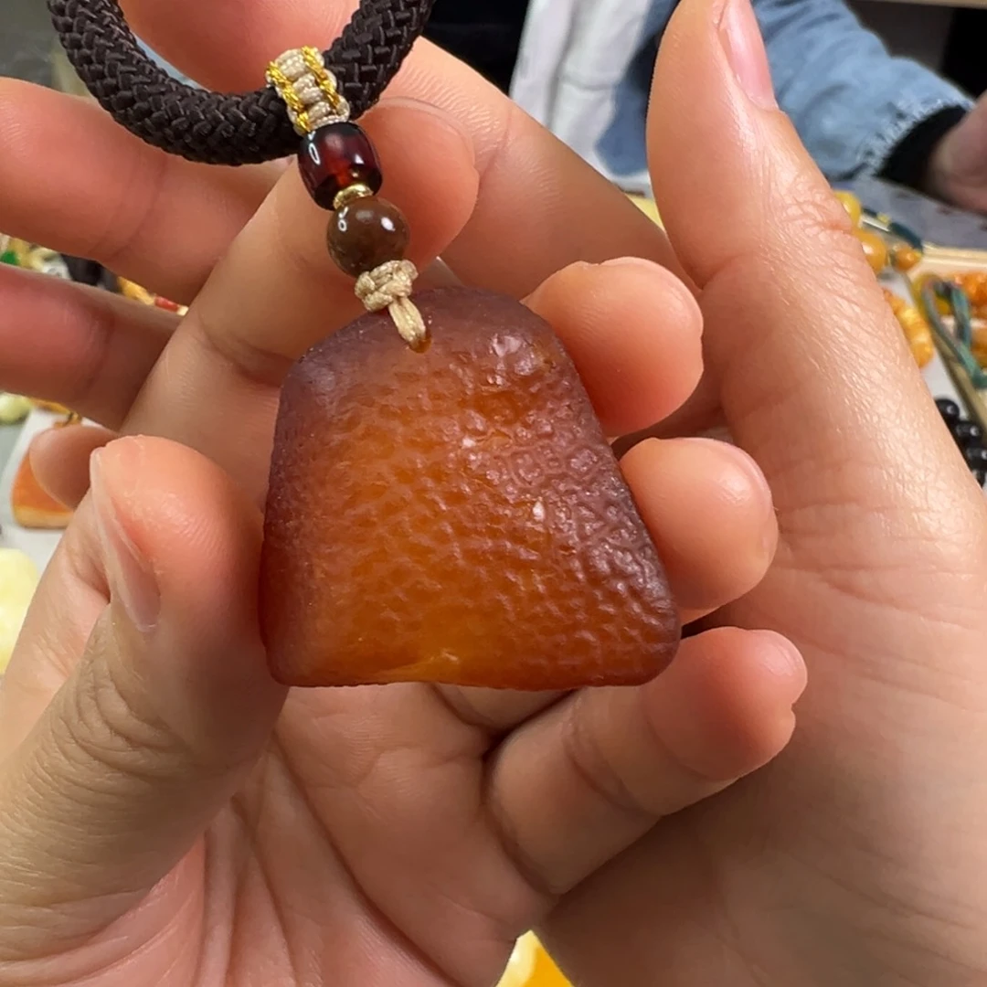 蜜蜡裸石未镶嵌蜜蜡