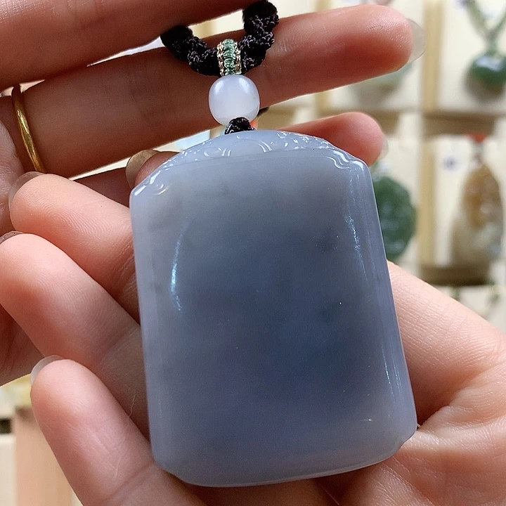 颈饰未镶嵌和田玉一***?