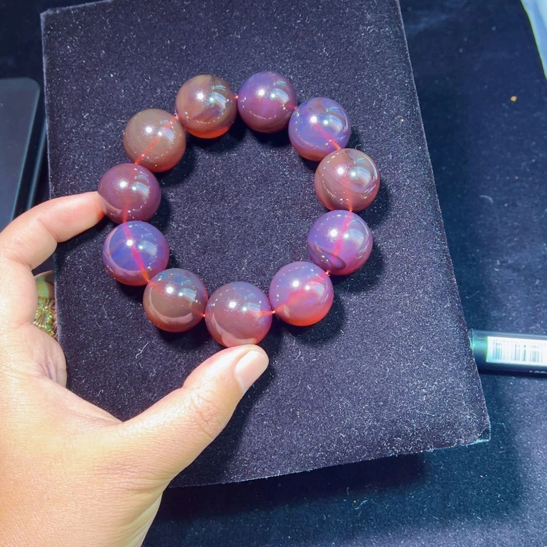 琥珀裸石未镶嵌琥珀