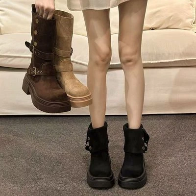 时尚百搭厚底马丁靴女2024秋冬季新款英伦风复古显瘦增高中筒靴子