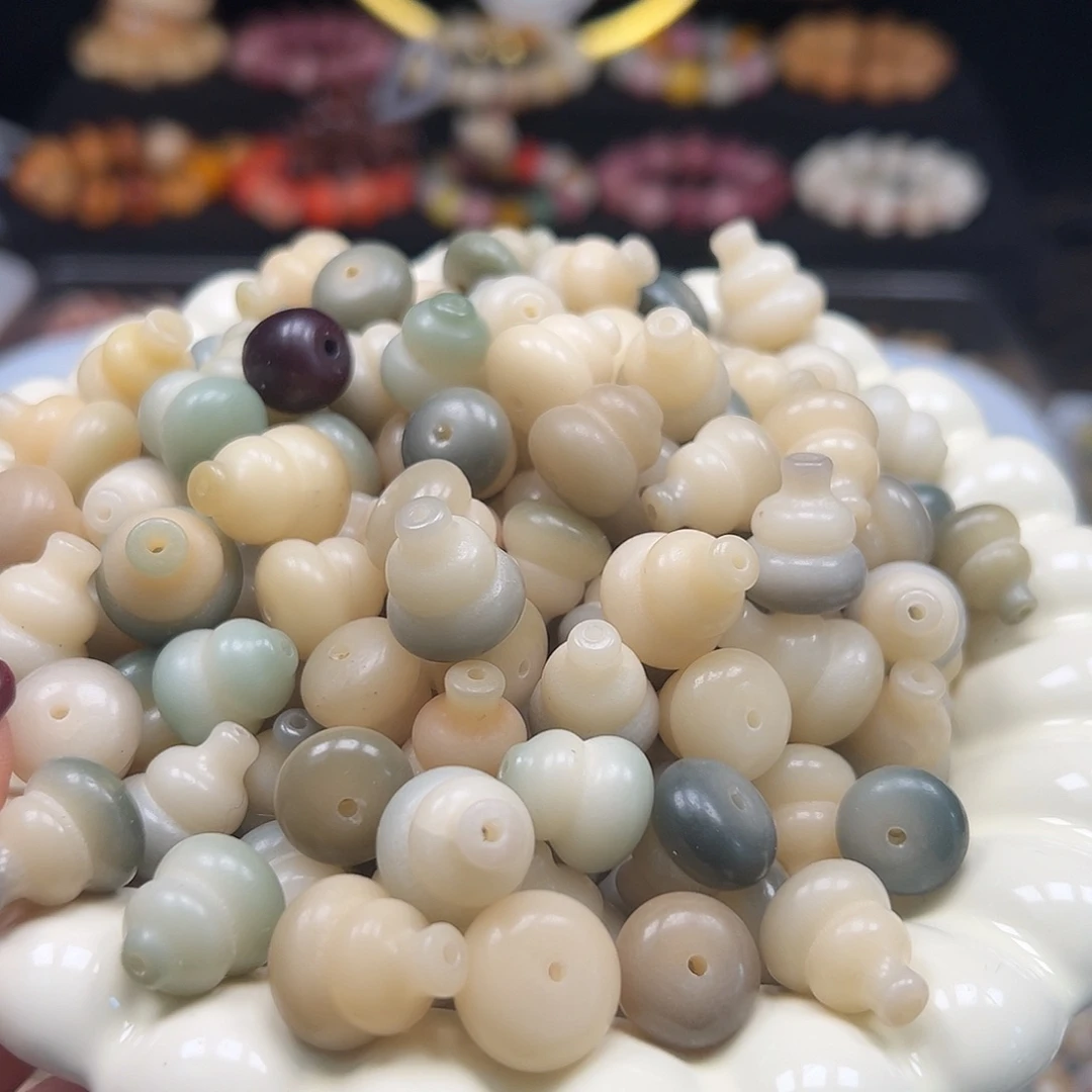 手串菩提根/象牙果瑕疵卡17飘绿葫芦25颗