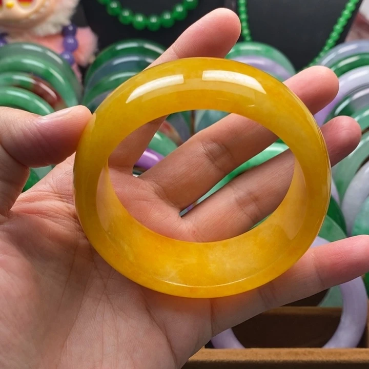 霞***仿水晶非金属高端手镯