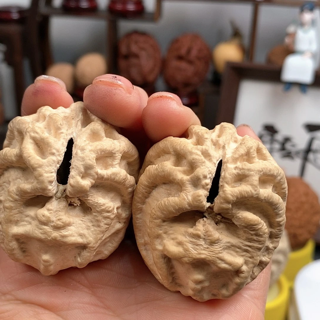 桃核把件乾坤鬼脸核桃