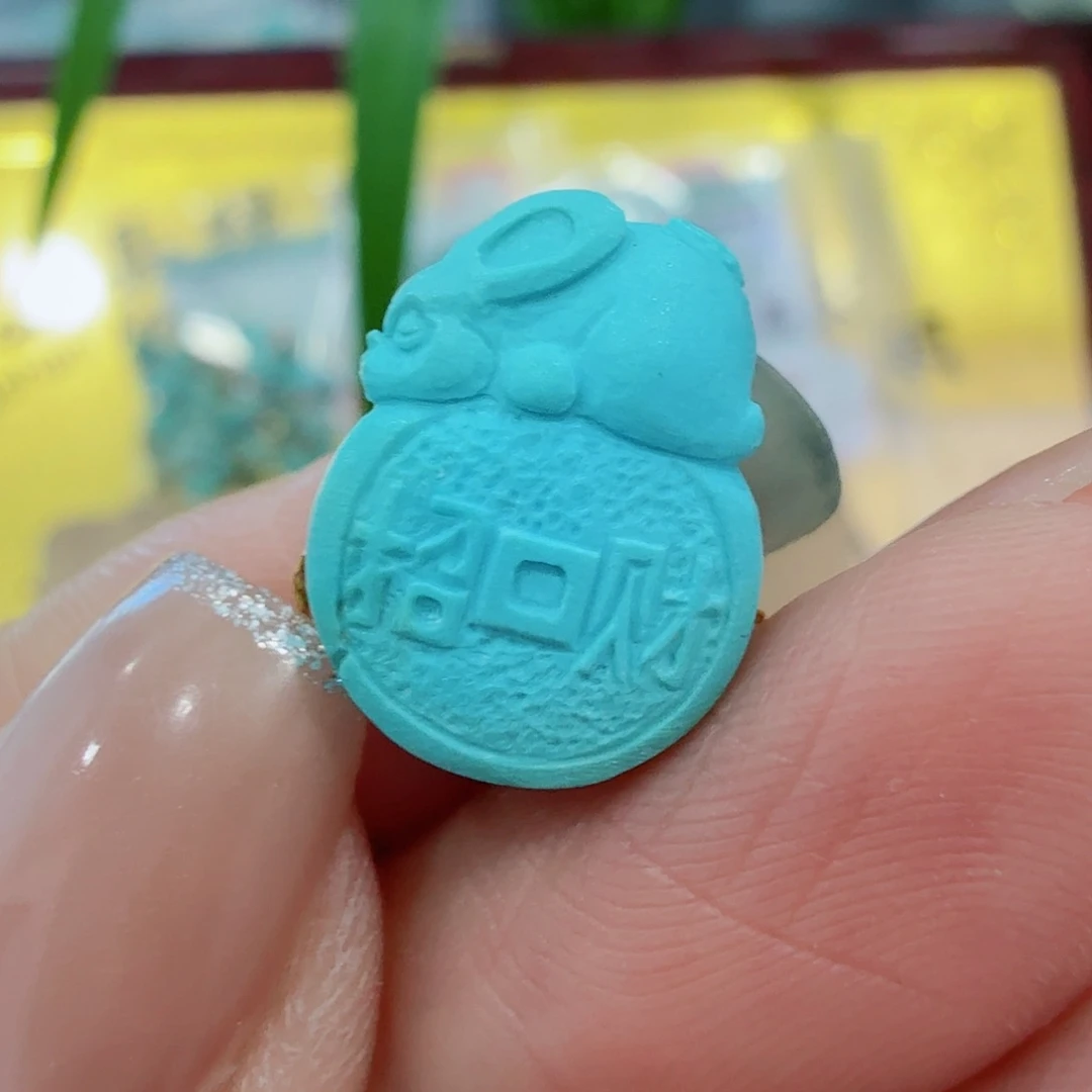 未镶嵌绿松石珠宝奇石