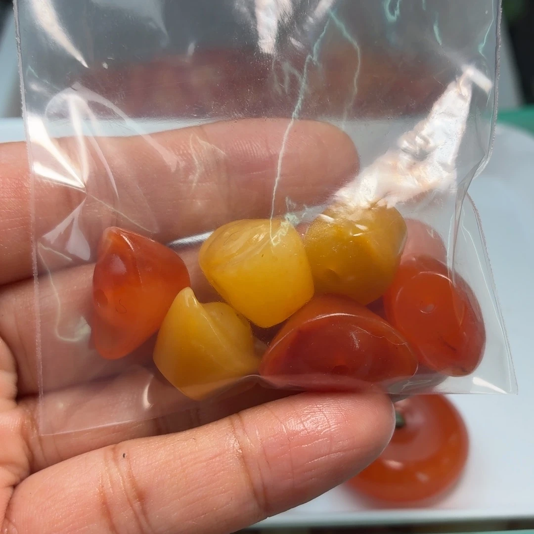 麦***z未镶嵌东陵石手链元宝6个