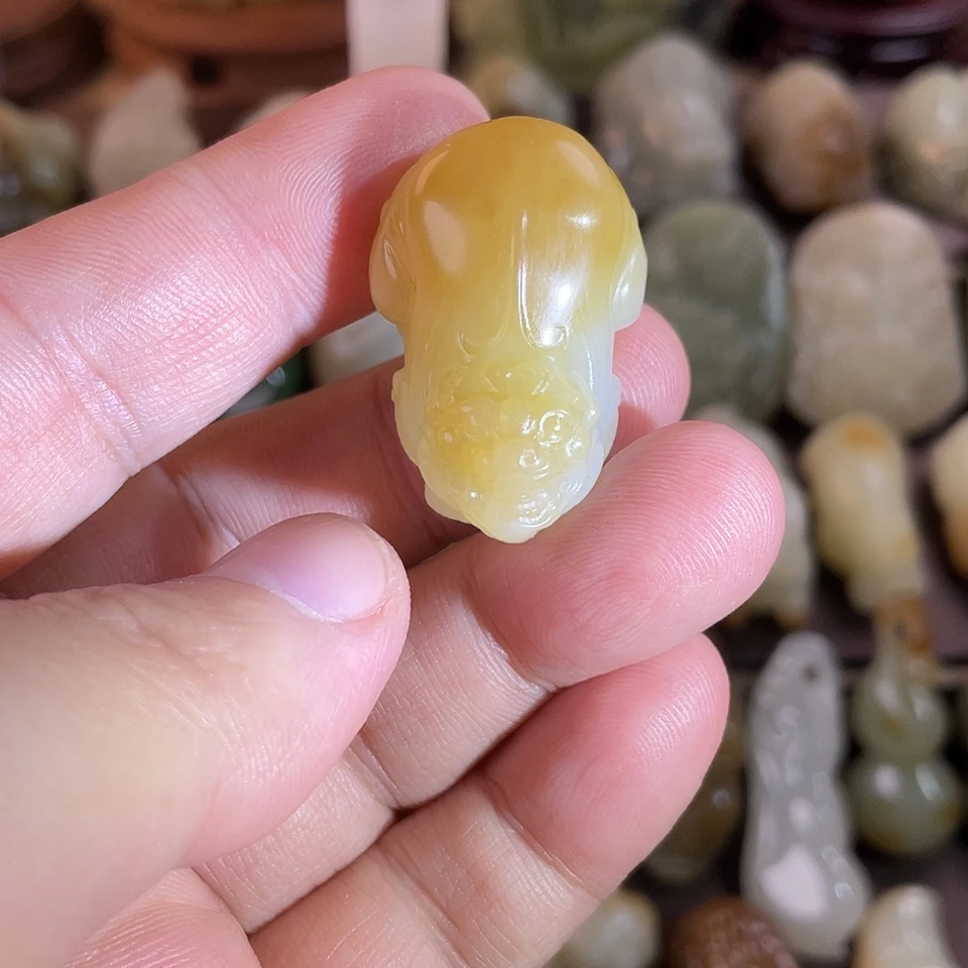 人***善和田玉未镶嵌吊坠(不含链)貔貅