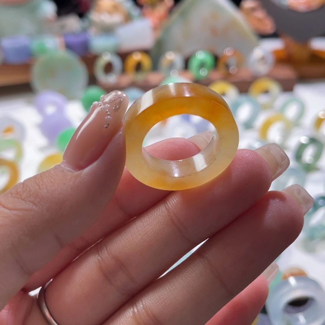 未镶嵌定制翡翠翡翠
