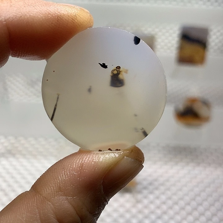 玛瑙/玉髓未镶嵌颈饰