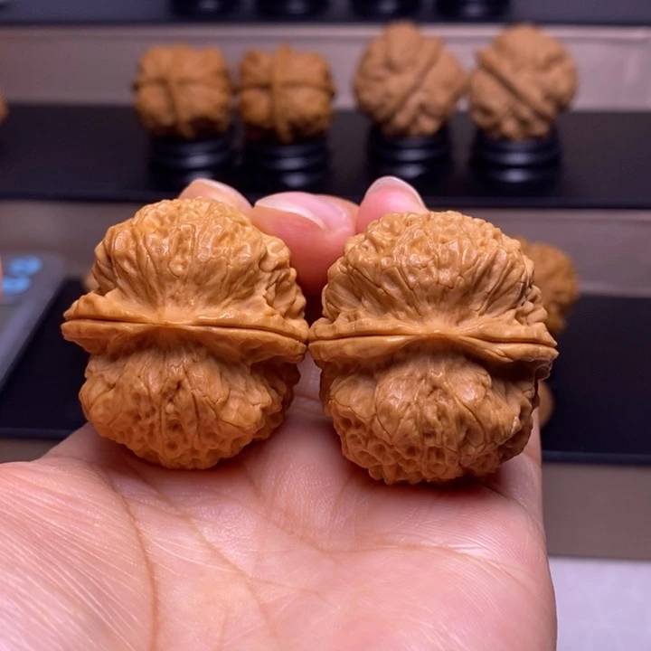 文玩核桃把件麒麟王26