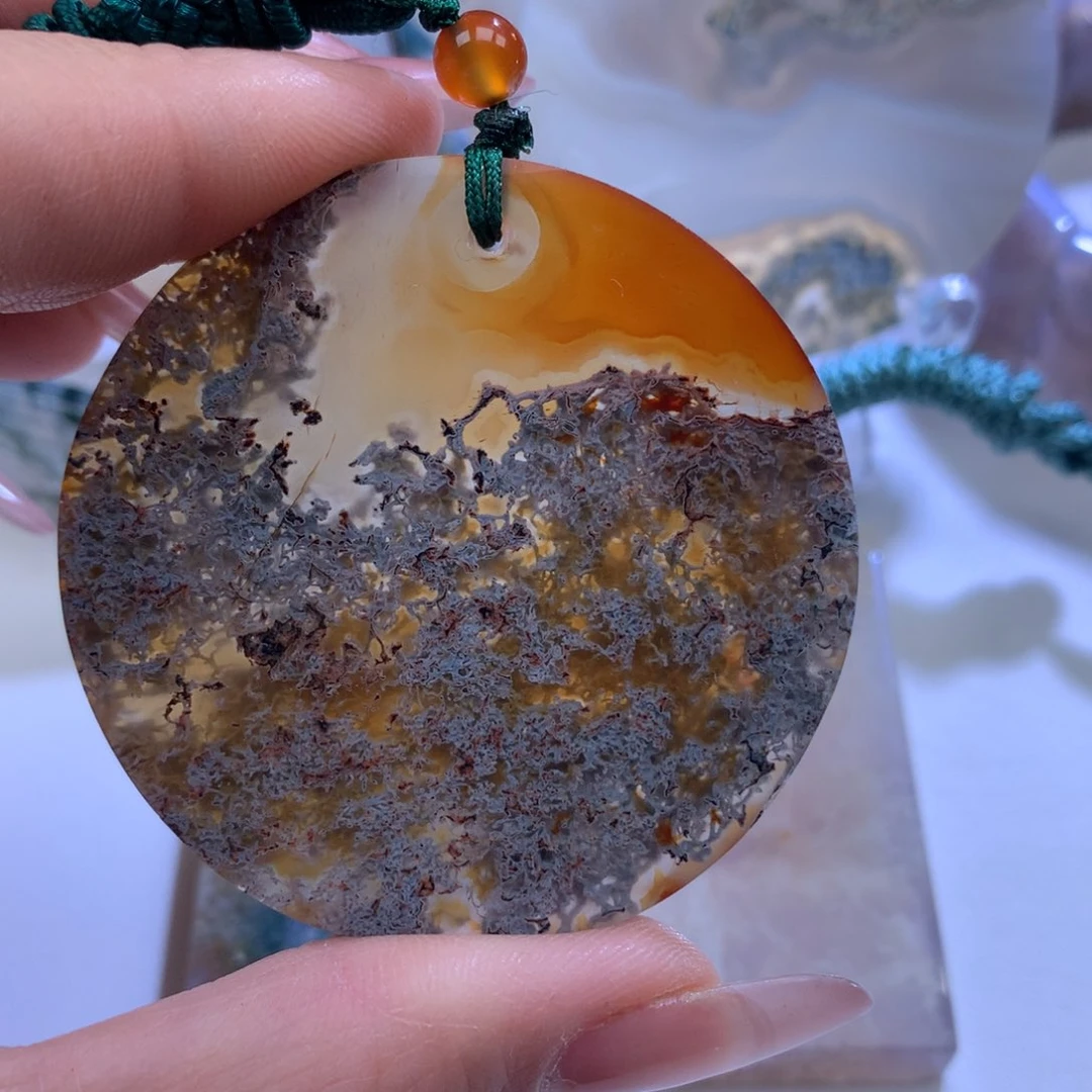 玛瑙/玉髓颈饰未镶嵌