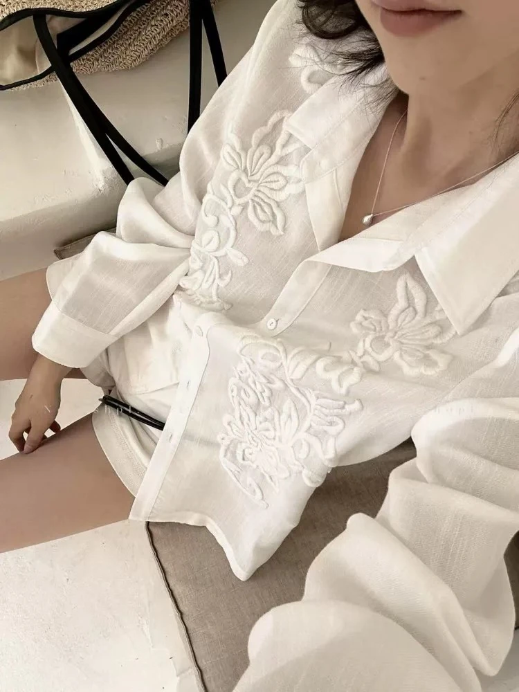 9270欧洲站韩系减龄重工立体浮雕绣花长袖衬衫女