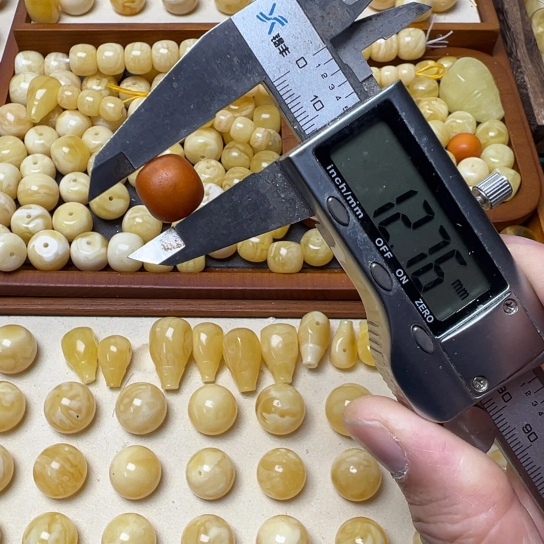 蜜蜡未镶嵌裸石琥珀蜜蜡