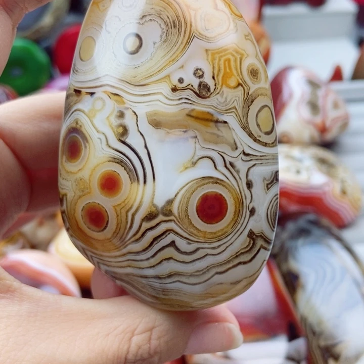 谦***谦未镶嵌玛瑙/玉髓珠宝奇石