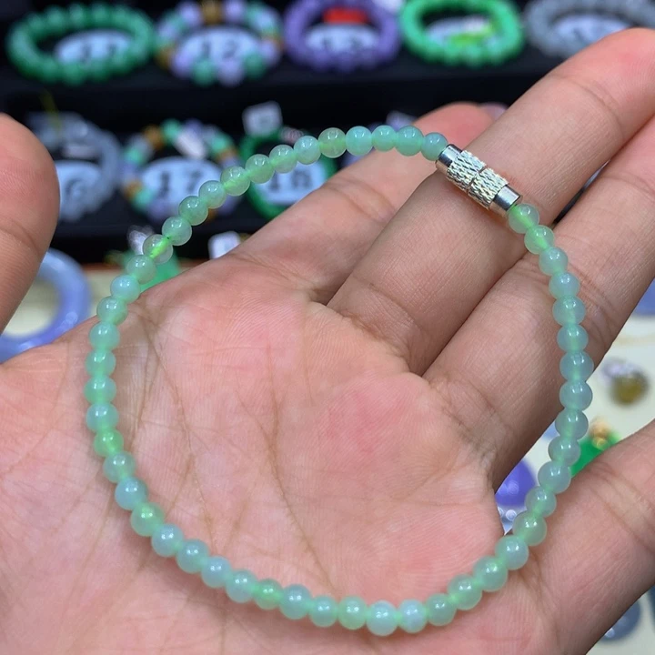 翡翠未镶嵌手链翡翠
