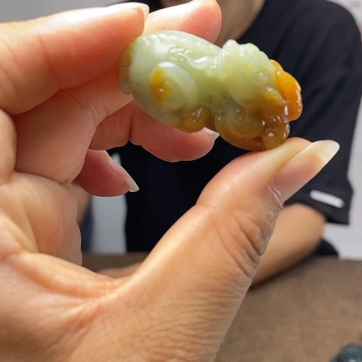 未镶嵌和田玉把件