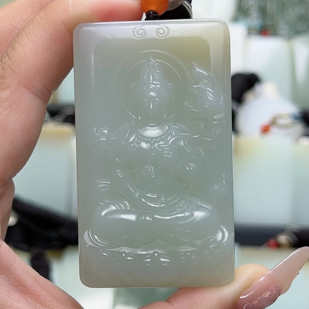 【闪购商品】颈饰未镶嵌和田玉天*