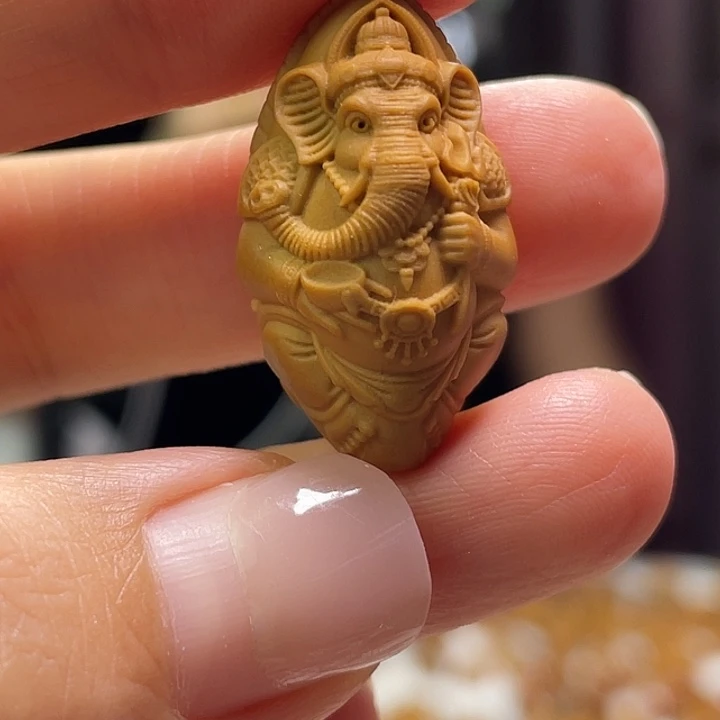 橄榄核吊坠橄榄核