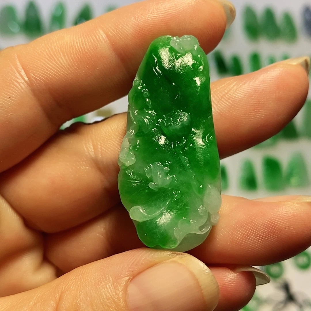 定制翡翠未镶嵌翡翠吊坠