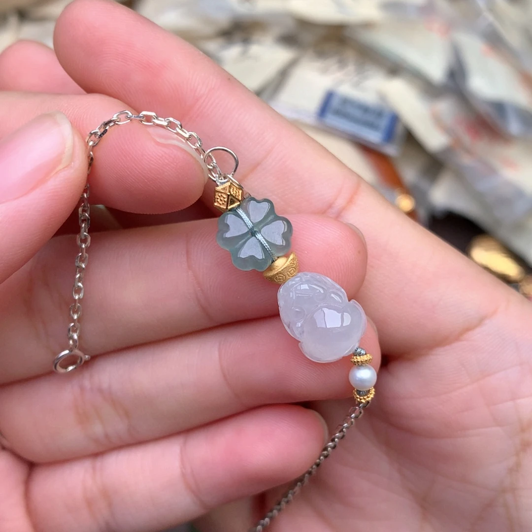 翡翠未镶嵌挂件一