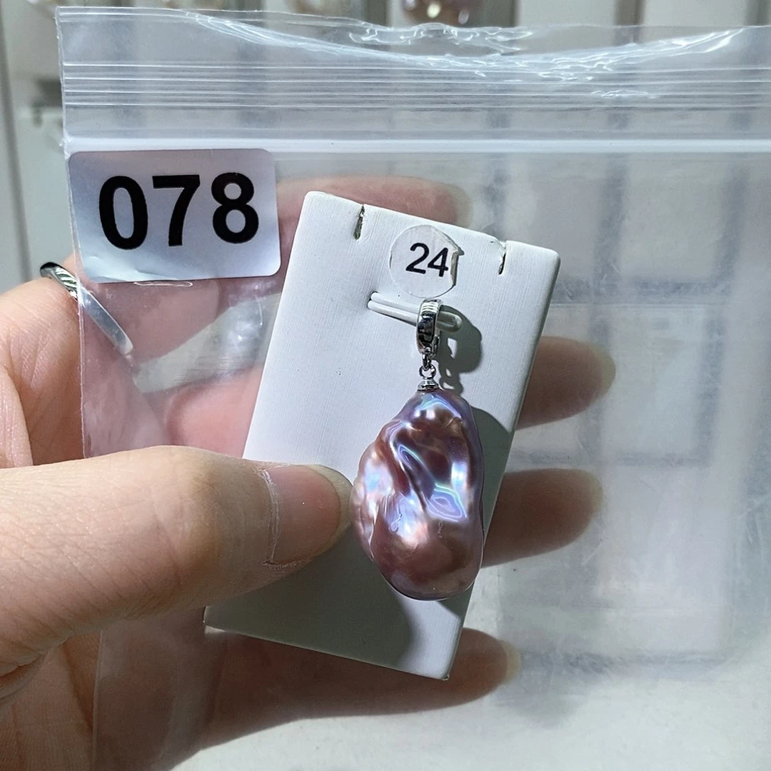 淡水珍珠合金颈饰