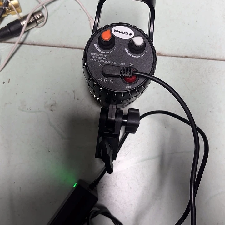 8新补光灯一个不包邮