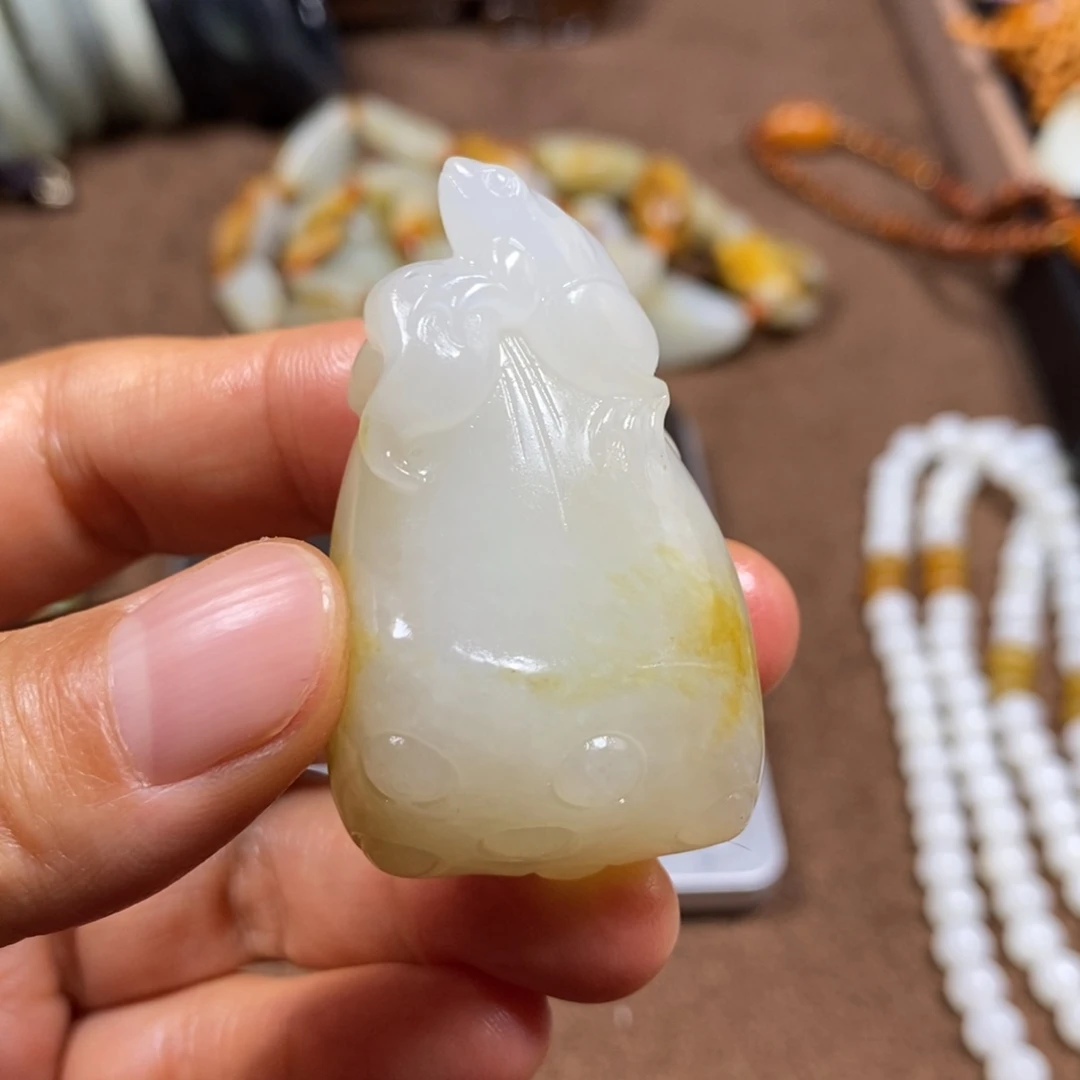 未镶嵌和田玉挂件