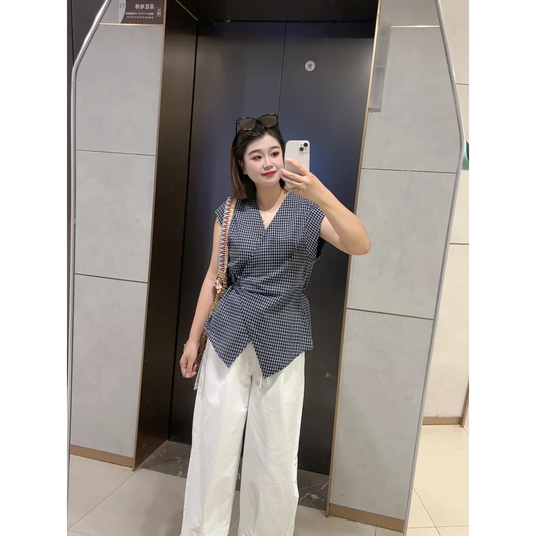 【蜜蜜家】夏季格子宽松型显瘦气质不规则收腰系衬衫外穿休闲上衣