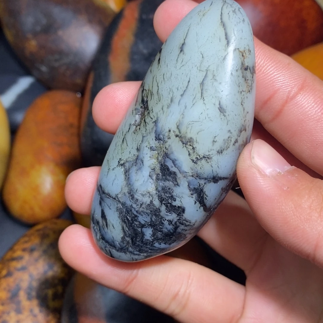 和田玉未镶嵌珠宝奇石